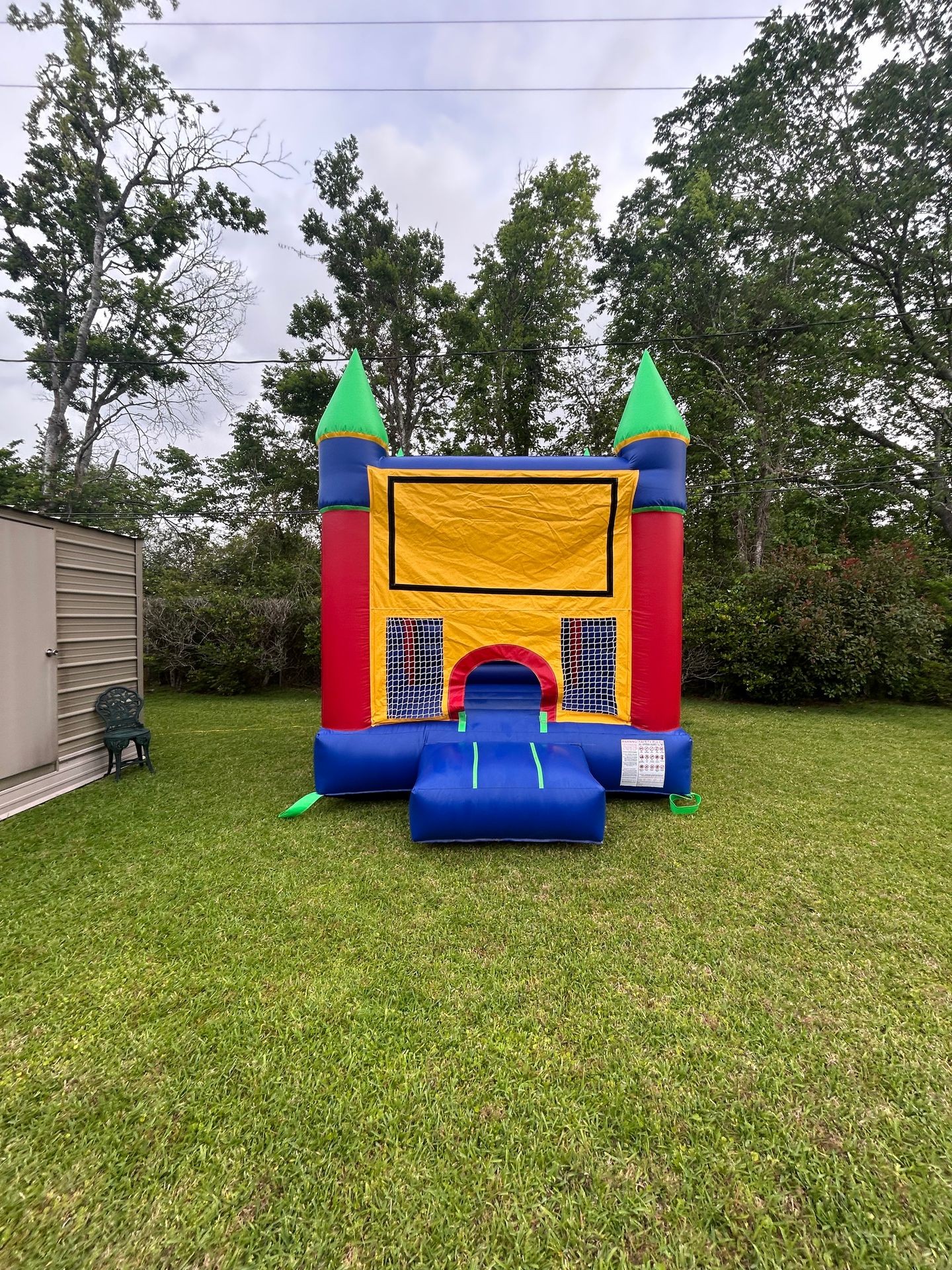 10 X 10 bouncy house